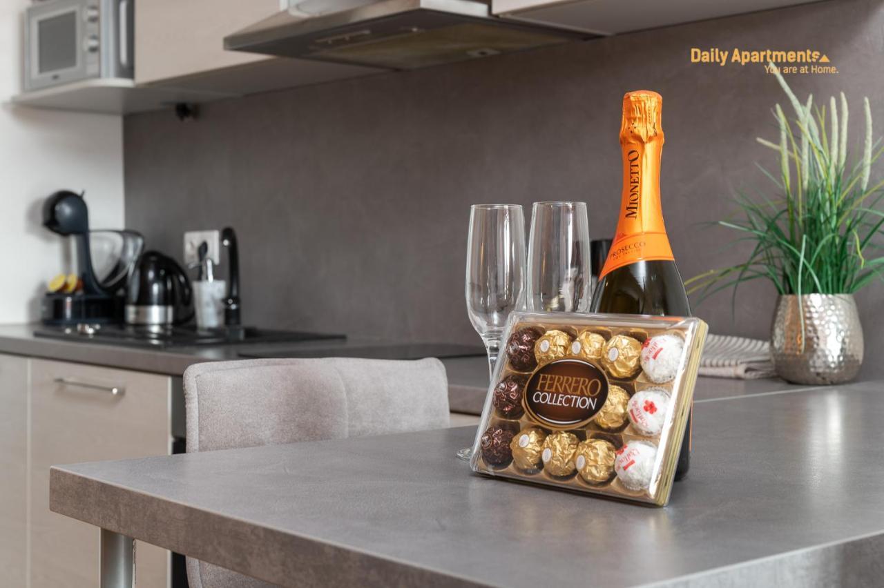 Luxury Suites - Rotermann By Rikas Hotels Talin Exterior foto